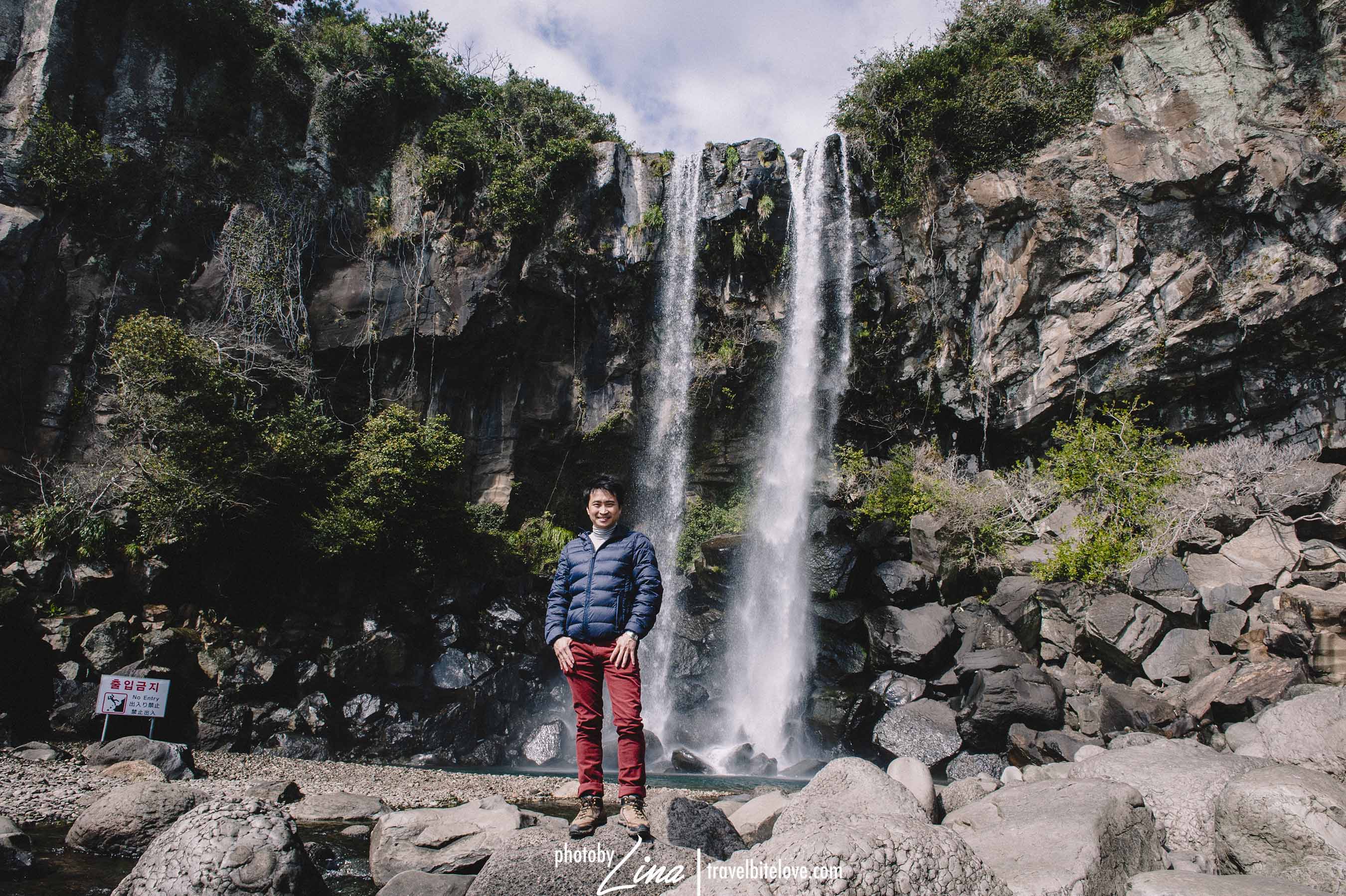 Jeongbang_Waterfalls_08